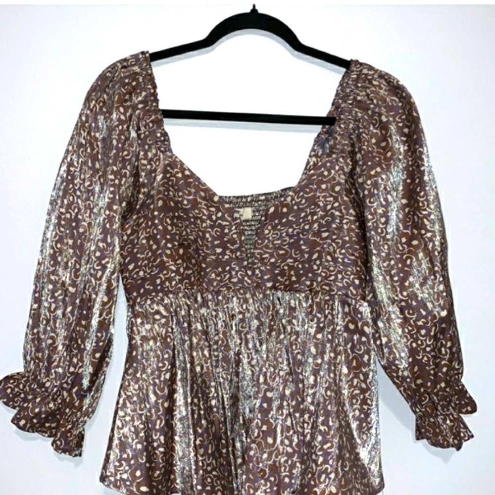 Entro Elegant Brownish Patterned Women's Top. Beautiful Sheen To It. Like New